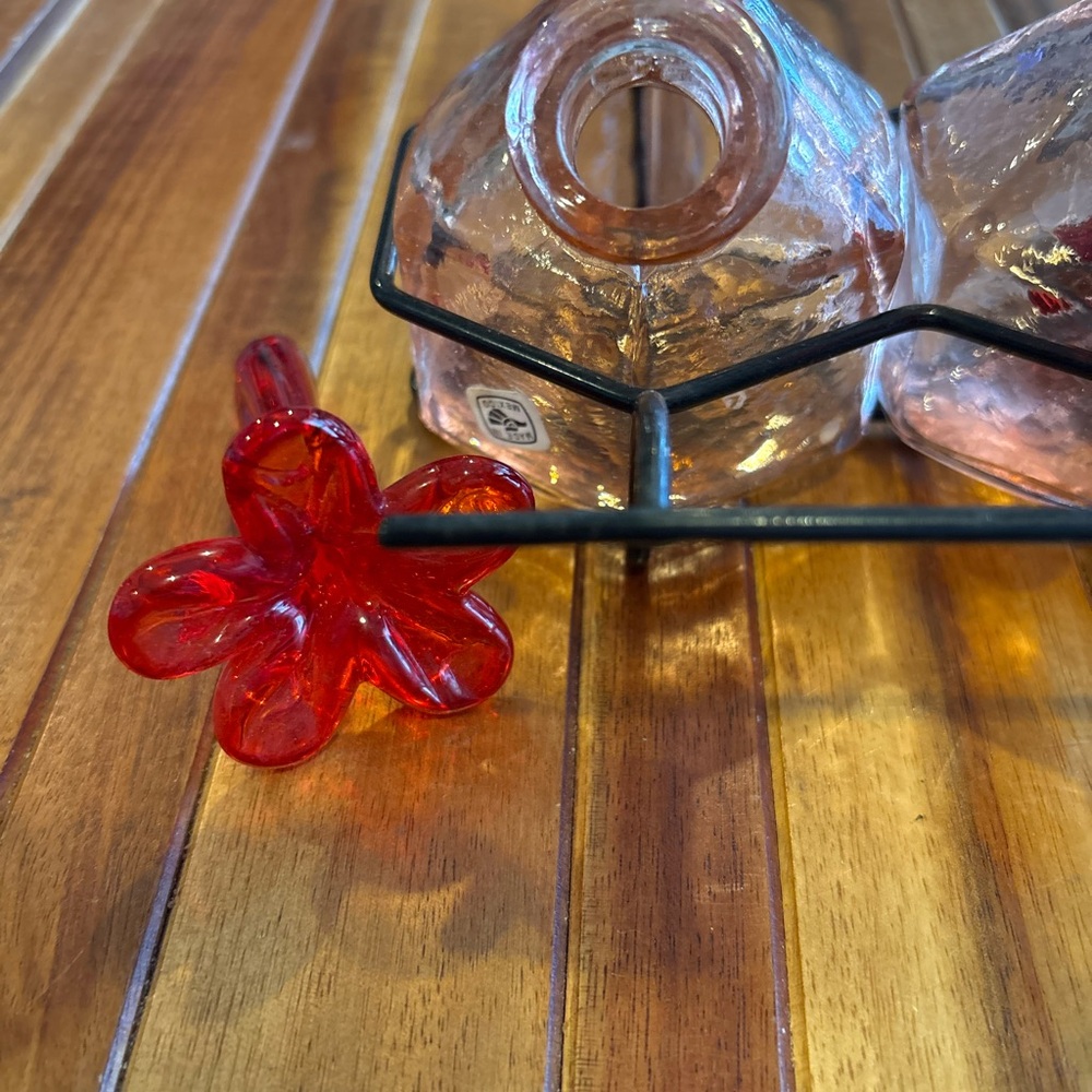 Vintage Parasol Triple Hummingbird Feeder Set Pink Glass Bottles w/ Metal Rack - Picture 3 of 9